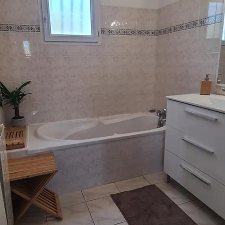 Maison Avec Jardin A
