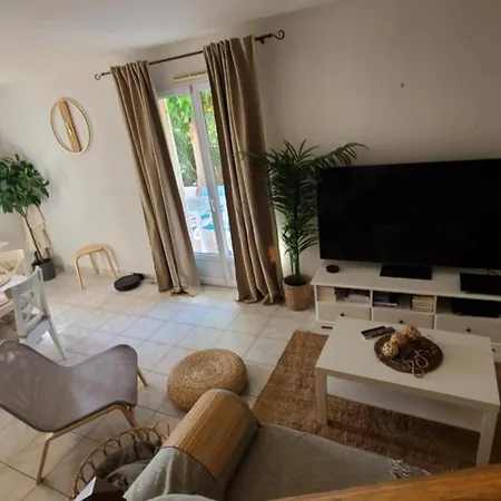 Vakantiehuis Maison Avec Jardin A *