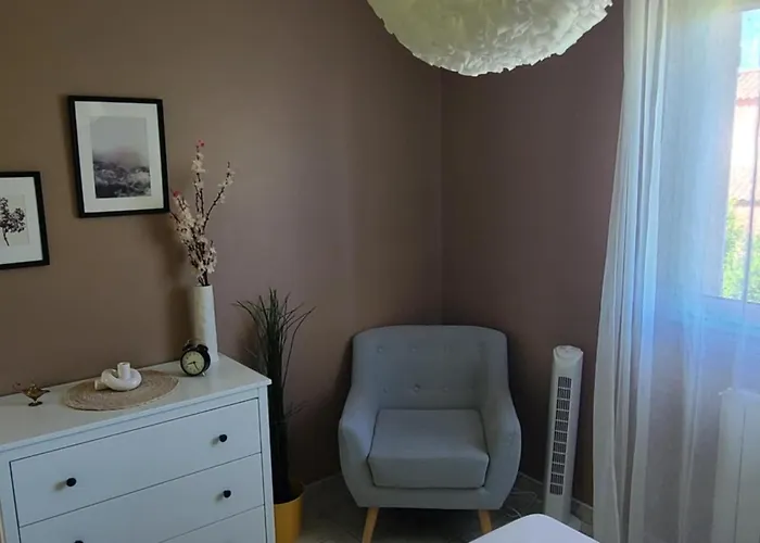 Maison Avec Jardin A Holiday home Frontignan
